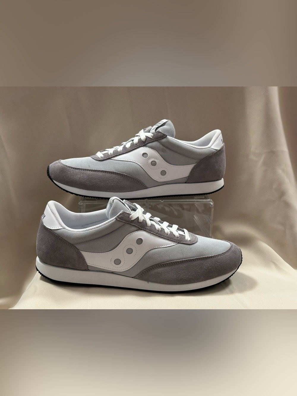 Saucony Originals Hornet
Sneakers Men's Sz 14 Gray White
Casual Shoes